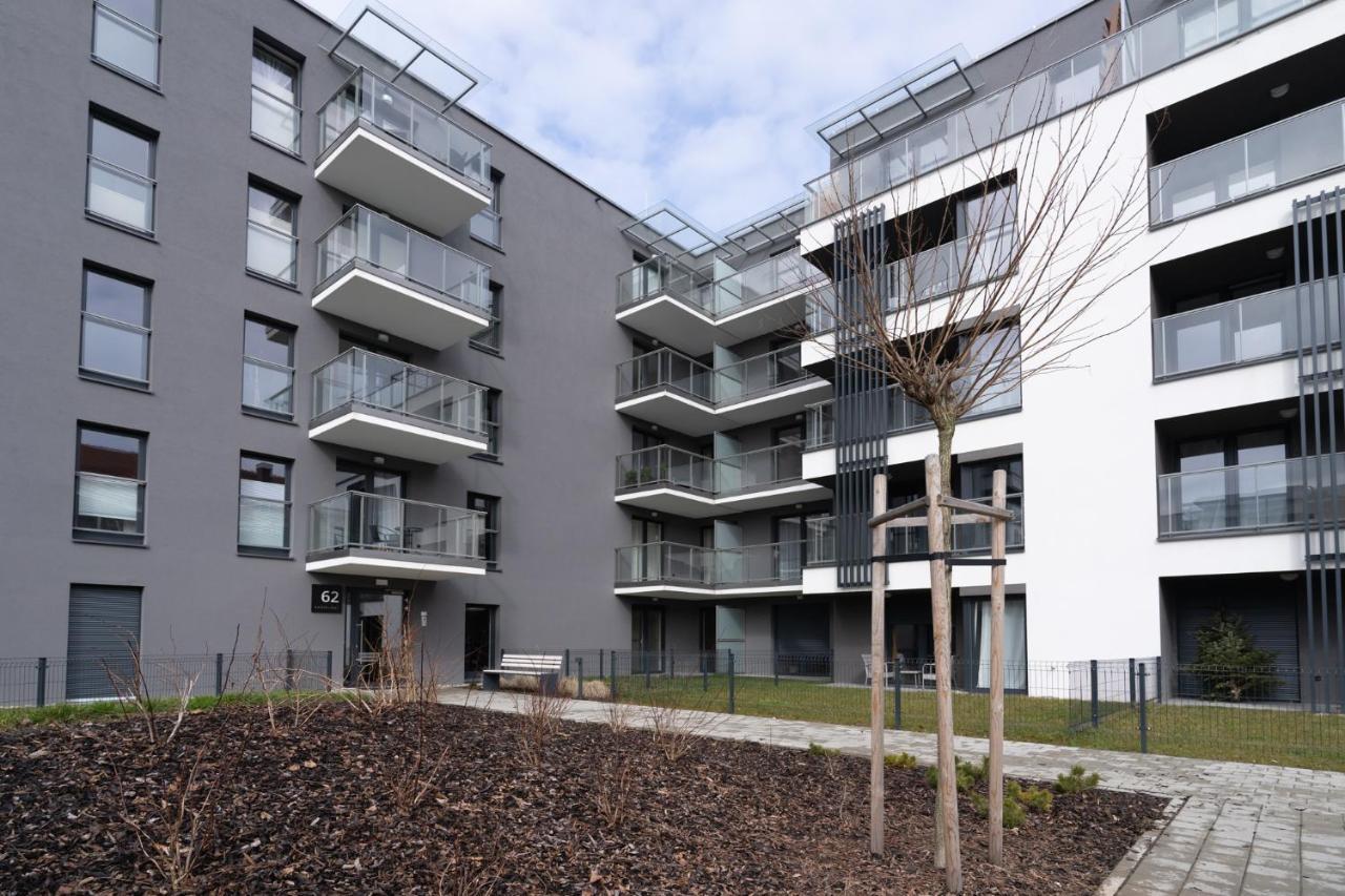 Lotte Apartment - Parking Podziemny, Osiedle Strzezone Gliwice Exterior photo